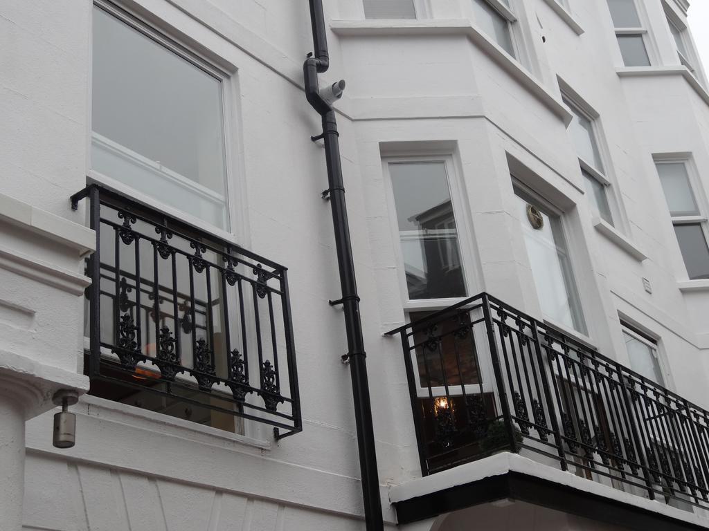 Burlington Beach Apartments Μπράιτον Δωμάτιο φωτογραφία