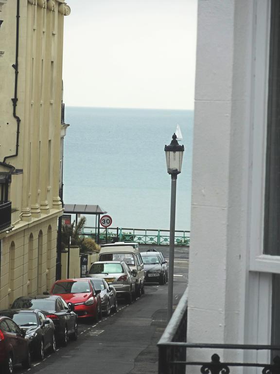 Burlington Beach Apartments Μπράιτον Δωμάτιο φωτογραφία