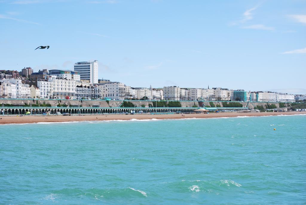 Burlington Beach Apartments Μπράιτον Εξωτερικό φωτογραφία