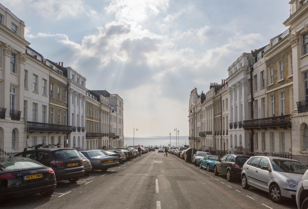 Burlington Beach Apartments Μπράιτον Δωμάτιο φωτογραφία